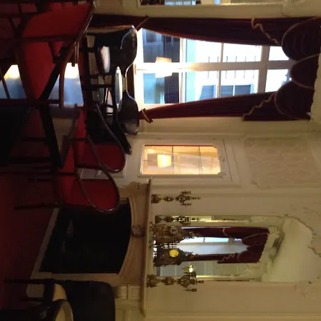 Du Théâtre Hotel 3*