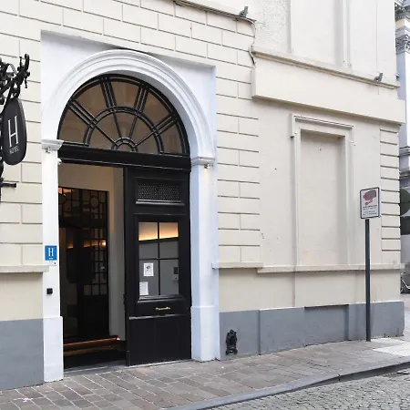 Du Theatre Hotel 3*
