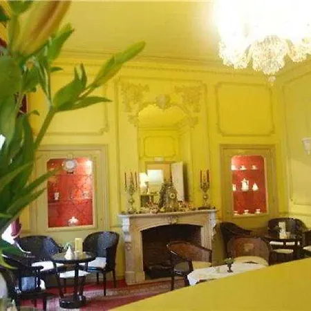Du Theatre מלון 3*