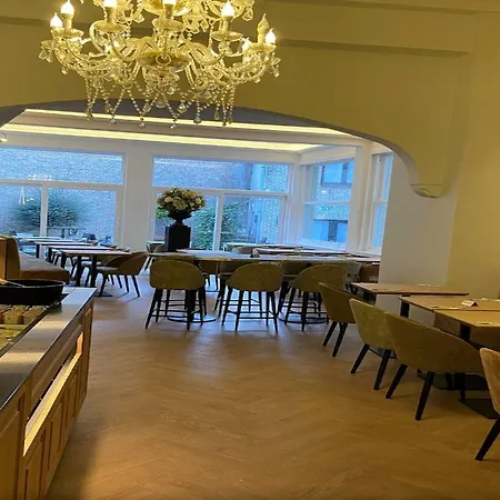 汉斯默林酒店 酒店